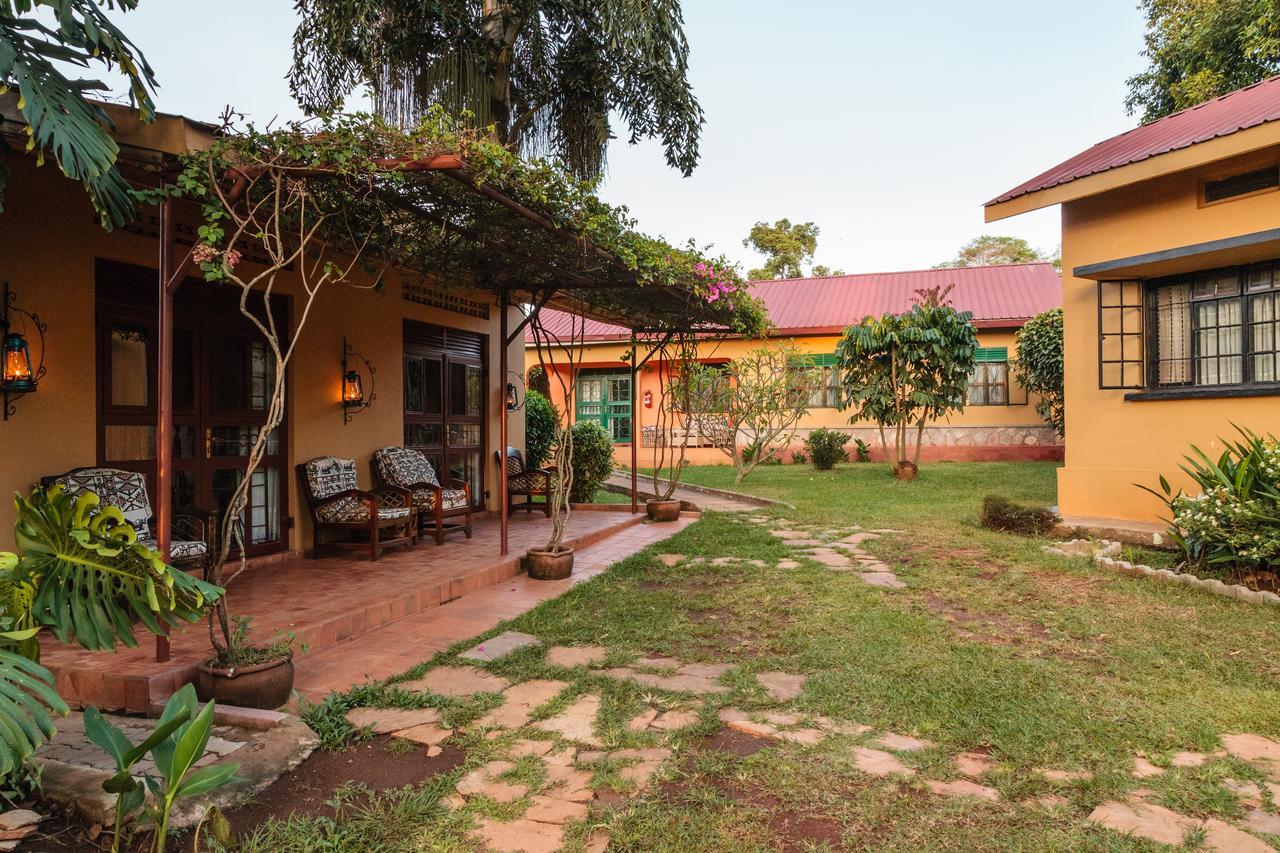 Airport Guesthouse Entebbe Luaran gambar