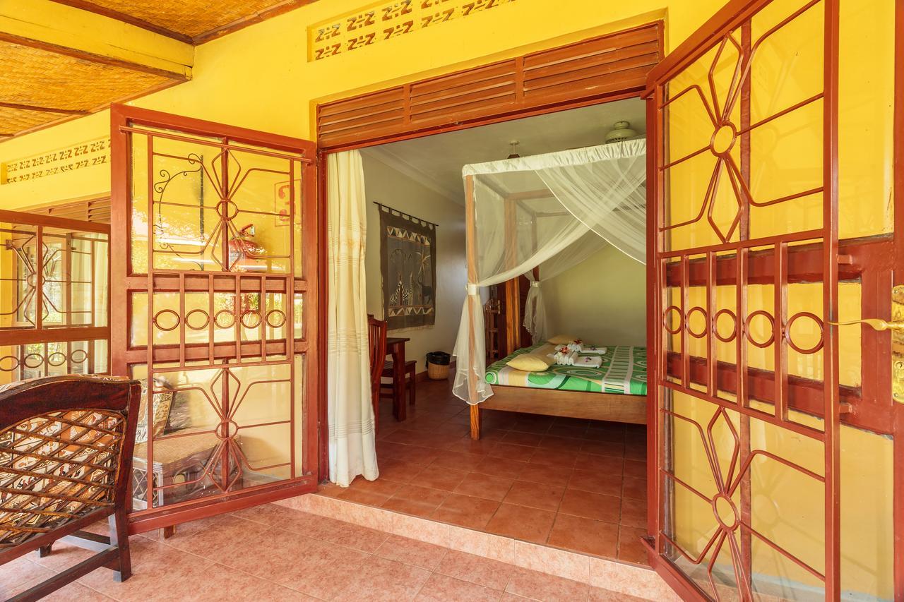 Airport Guesthouse Entebbe Luaran gambar