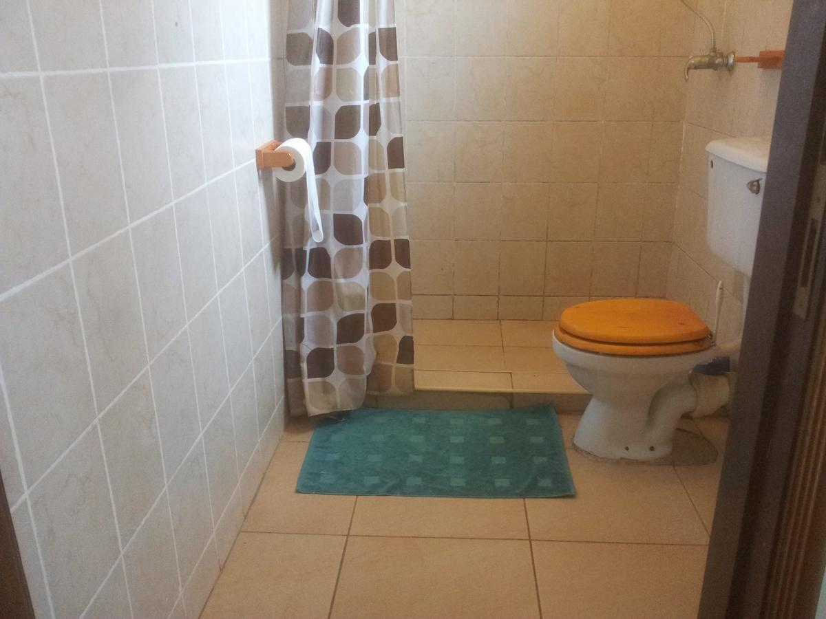 Airport Guesthouse Entebbe Luaran gambar
