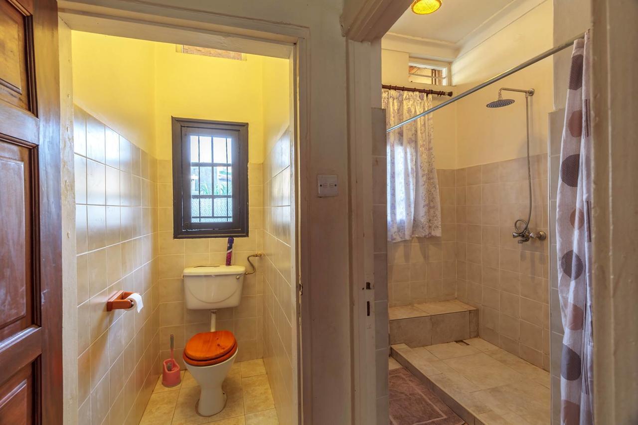 Airport Guesthouse Entebbe Luaran gambar